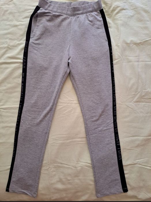 Дамски екип в сив цвят