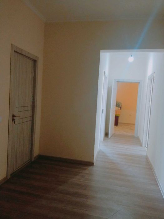 Квартира нархи 12.000$ тоза