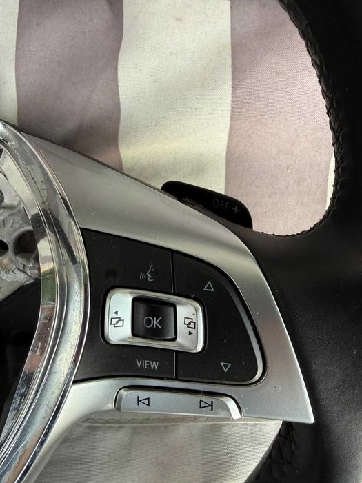 Volan VW Golf 5 6 7 Passat CC B6 B7 B8 B8.5 Arteon Touareg Volkswagen