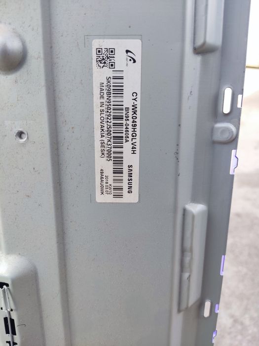 Samsung модел 49A6A0WK за части.
