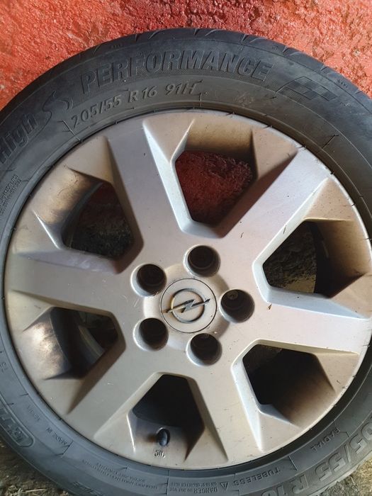 Roti opel astra h