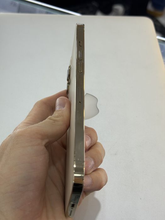 iPhone 12 Pro Max. 256 gb 89 %