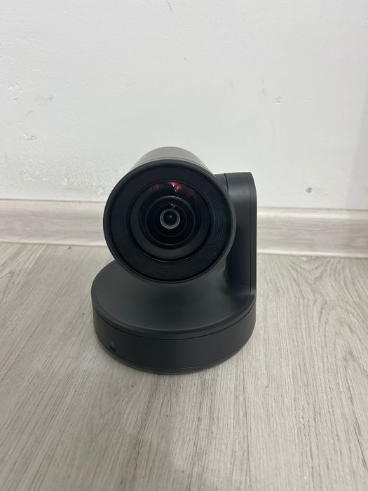 Vând camera Web Logitech Rally Ultra HD 4K model V-R0010