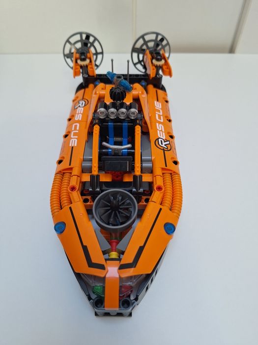 Lego Technic 42120 - Rescue Hovercraft - Complet