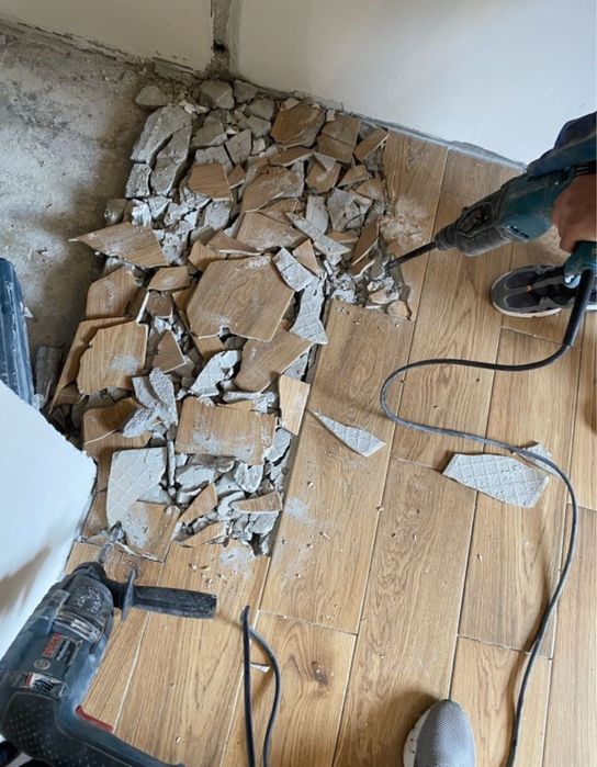 Debarasati Mobila veche Demolari transport moloz nisip piatra