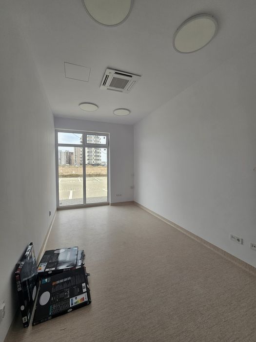 Spațiu comercial de închiriat