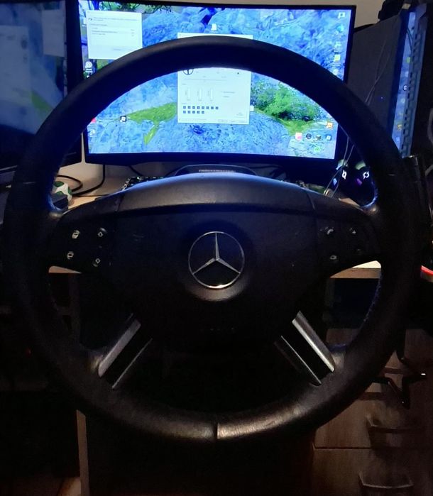 Volan gaming custom thrustmaster t128 xbox cu volan de mercedes