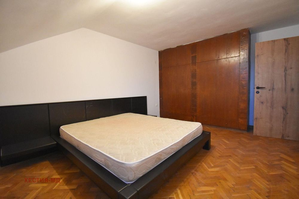 Дава се под наем Тристаен апартамент в София, Център - 92 кв.м за 847.62 € - Снимка #7