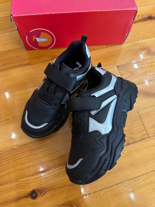 Кроссовки для мальчиков