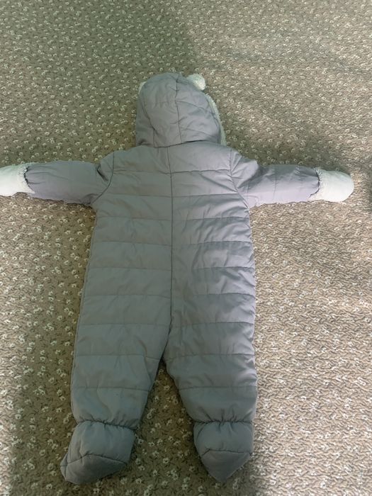 Продам детский комбезик