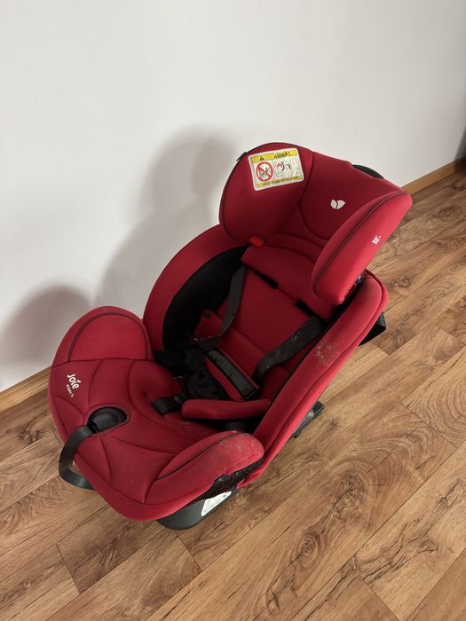 Продам детское автокресло Joie