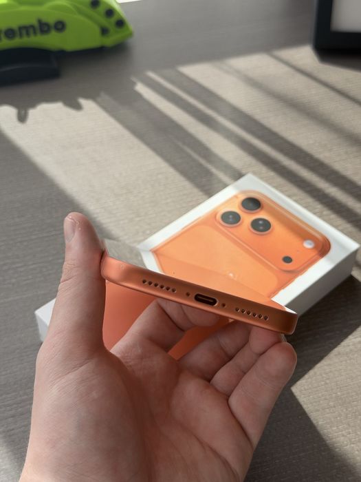 Iphone 17 pro, 256gb, orange (93% емкость)