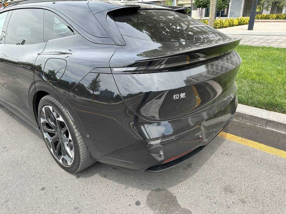 Zeekr 007 Gt Rwd 2025