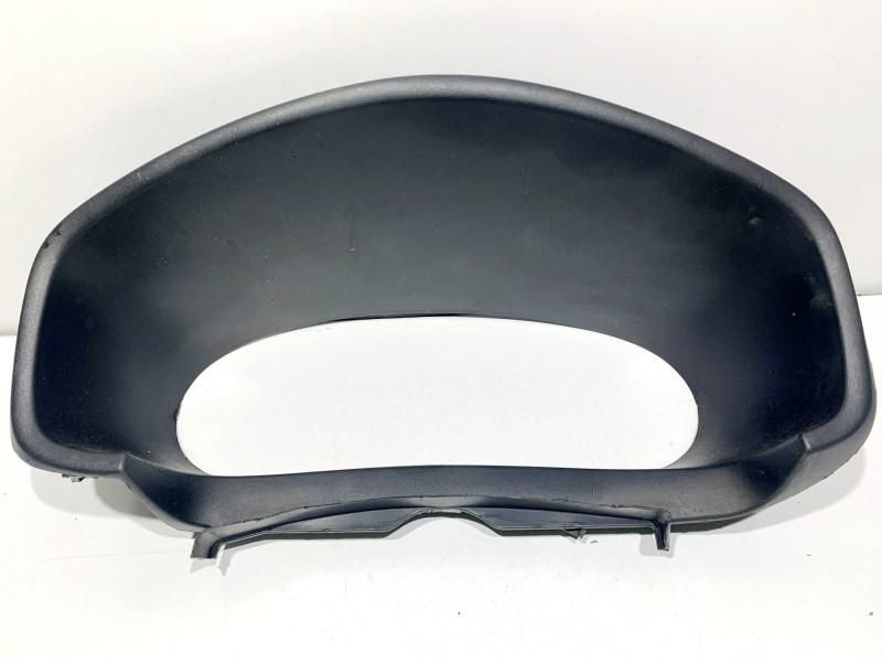 Ornament / rama ceas bord Dacia Logan 2 Berlina 682408103R