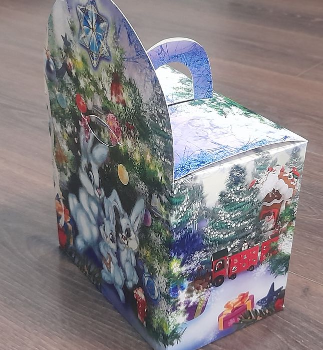 Новогоднии коробки