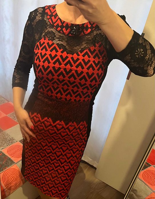 Страхотна рокля на Lucy