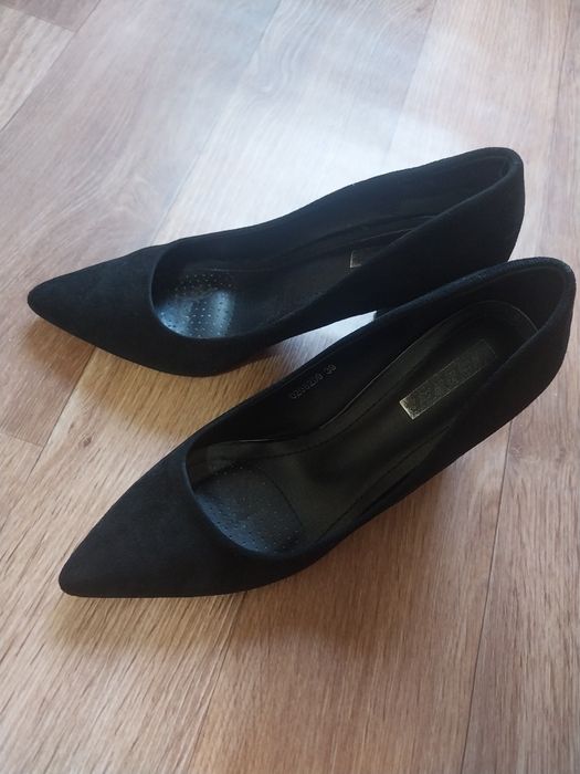 Продам туфли 39 размера