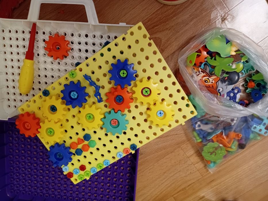 Игрушки для мальчика