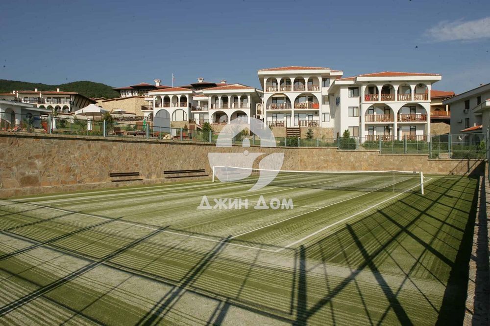 Продава се Двустаен апартамент в Свети Влас - 65 кв.м за 1400 €/кв.м - Снимка #8