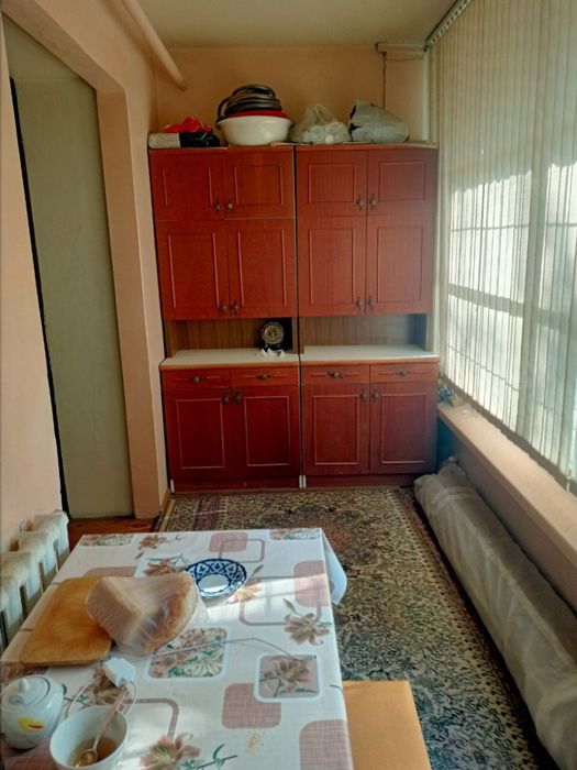 Продаётся 3-комнатная квартира в Шайхантахурском районе (Ц-13, Лабзак)