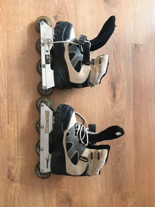 Ролери в бежаво и черно