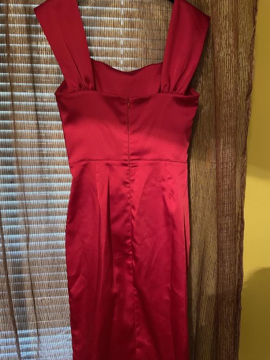 Rinascimento коктейлна рокля AVIN Elisabetta franchi Patrizia pepe