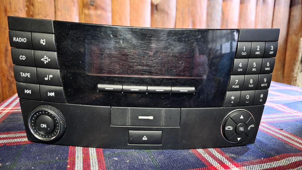 Мултимедия mercedes w211