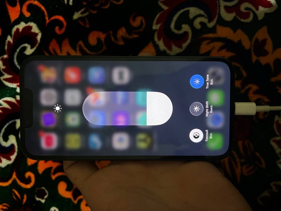 iphone 13.
