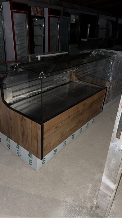 Витринный холодильник для мясо