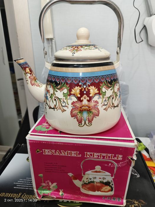 Продам чайник 3 л