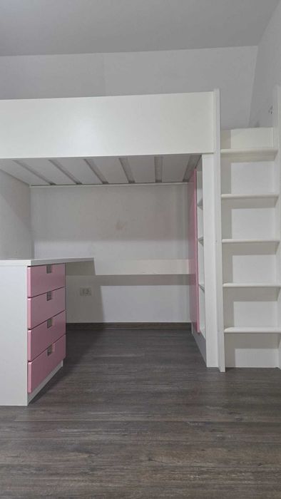 Mobila IKEA pentru copii (pat supraetajat + birou + dulap)