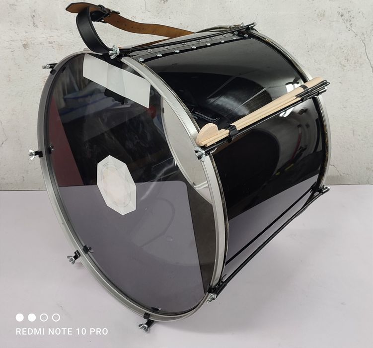 Тъпани, различни размери.