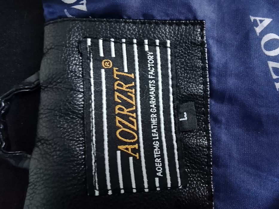 Продам кожаную куртку