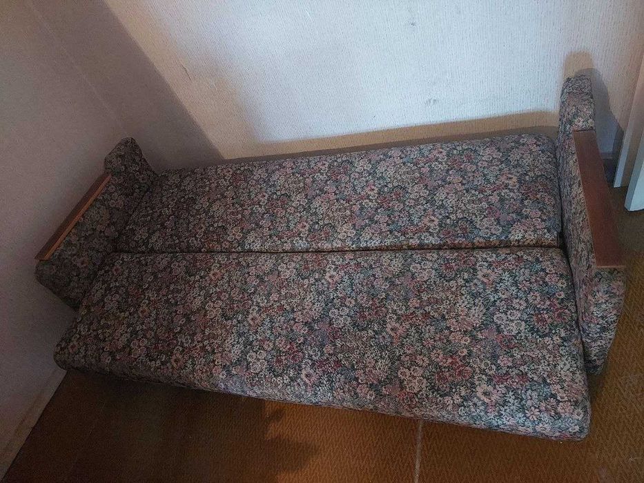 Диван-кровать Б/У