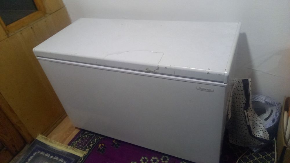 Продам морозильник Ларь Бирюса