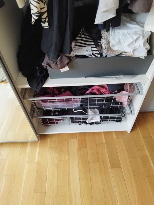 Гардероб PAX -IKEA  с плъзгащи врати