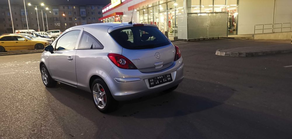 Opel Corsa 1.2 I 16V an 2008 168000 km EURO 4