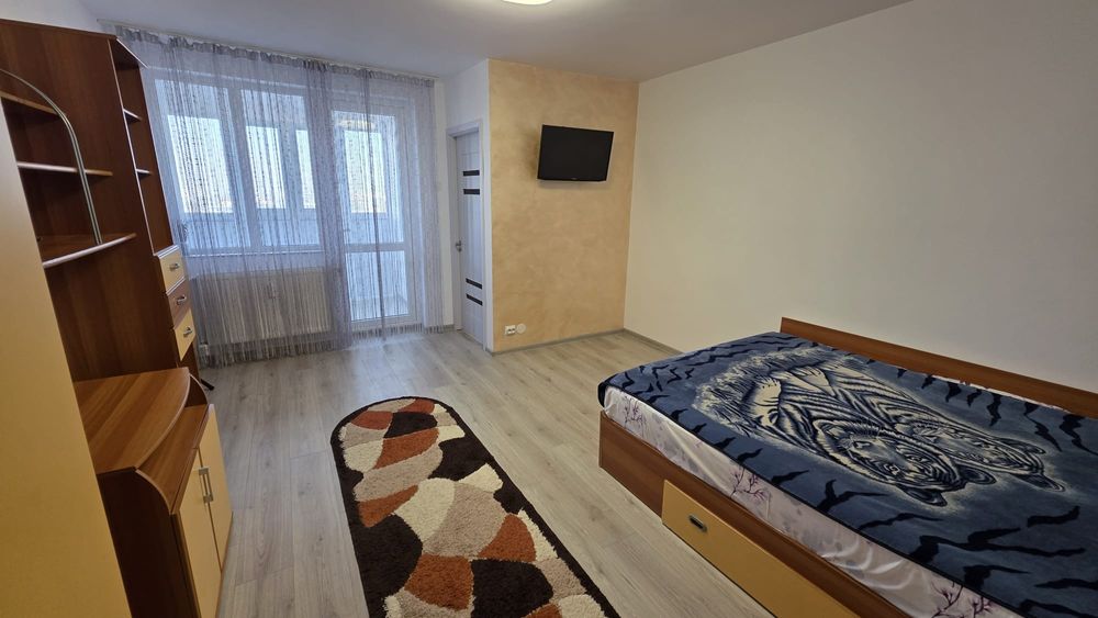 Garsoniera de închiriat