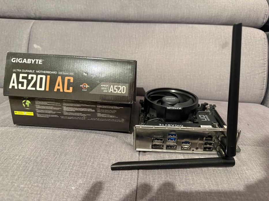 Placa baza ITX AM4 Gigabyte A520i WiFI 6 | Ryzen 3600 | cutie