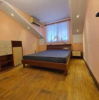 Дава се под наем Мезонет в Бургас, Център - 100 кв.м за 178.5 € - Снимка #4