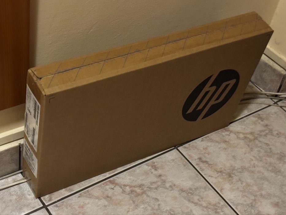 Laptop HP 250 G8 nou sigilat SSD + 8GB Ram