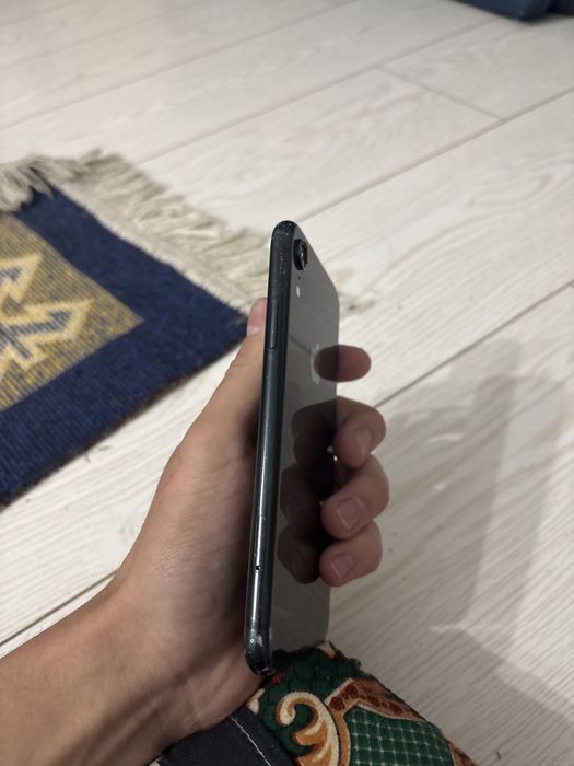Продам Iphone xr