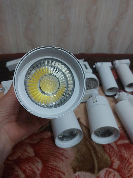 Светильники  потолочные