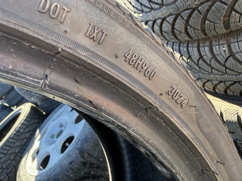 245/35/18 Pirelli Sottozero