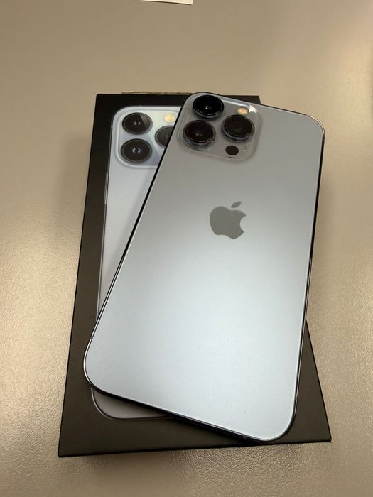 iPhone 13 Pro серебристый