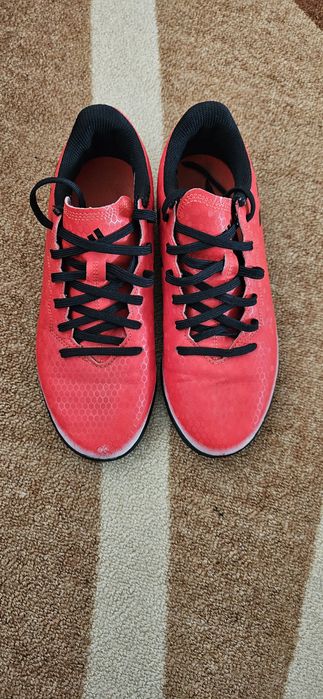 Детски футболни обувки Adidas 38 номер