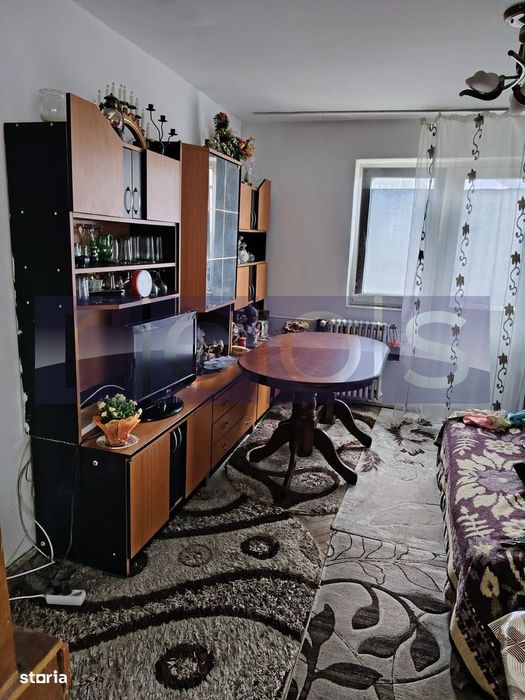 Apartament 3 camere zona Walter Maracineanu et 3/4 necesita renovare