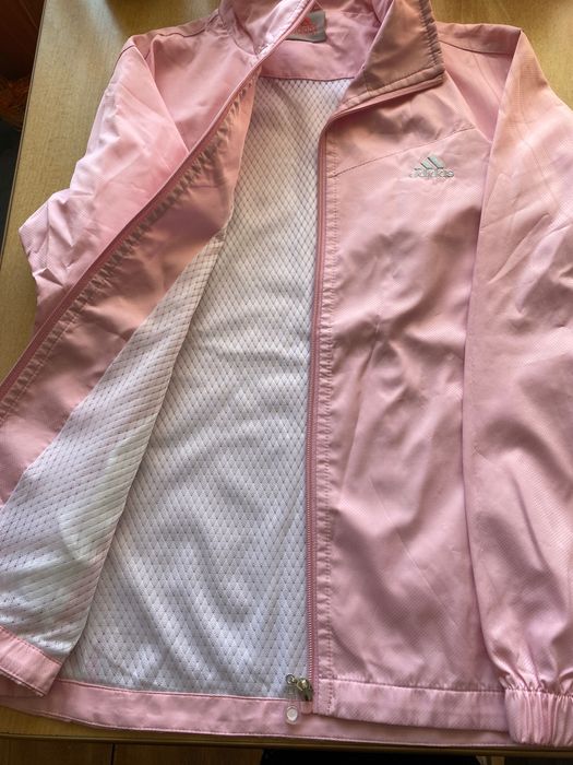 Костюм спортивный на девочку