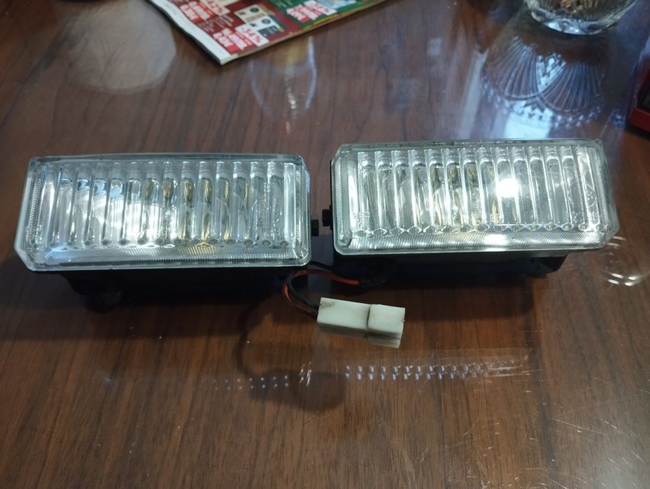 Стари халогени уневерсални фарове