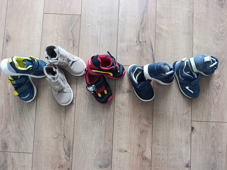 Детски обувки аdidas, primigi, waikiki  и д.р. номер 23 всички за 10 евро
